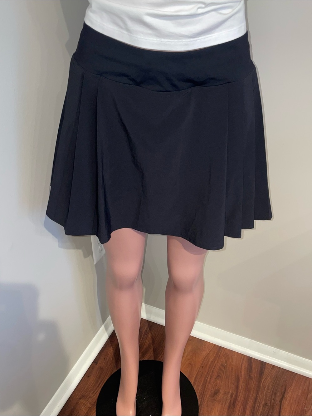 lululemon Side-Pleat High-Rise Tennis Skirt BLACK. SIZE 12